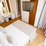 Lara Vista Suits & Spa