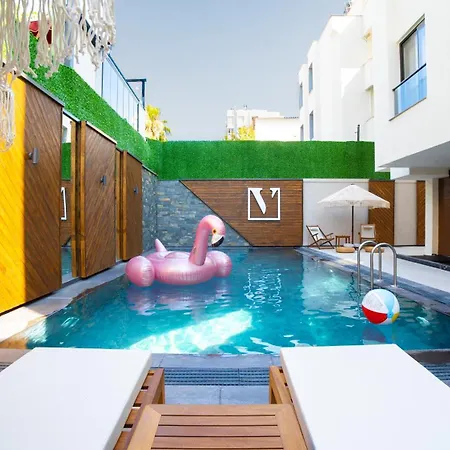 Lara Vista Suits & Spa Hotel