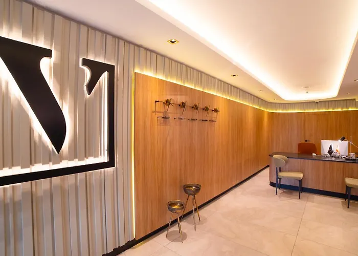 فندق Lara Vista Suits & Spa *